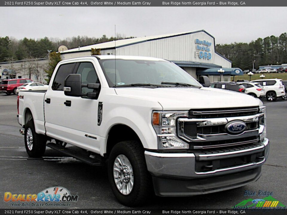 2021 Ford F250 Super Duty XLT Crew Cab 4x4 Oxford White / Medium Earth Gray Photo #7