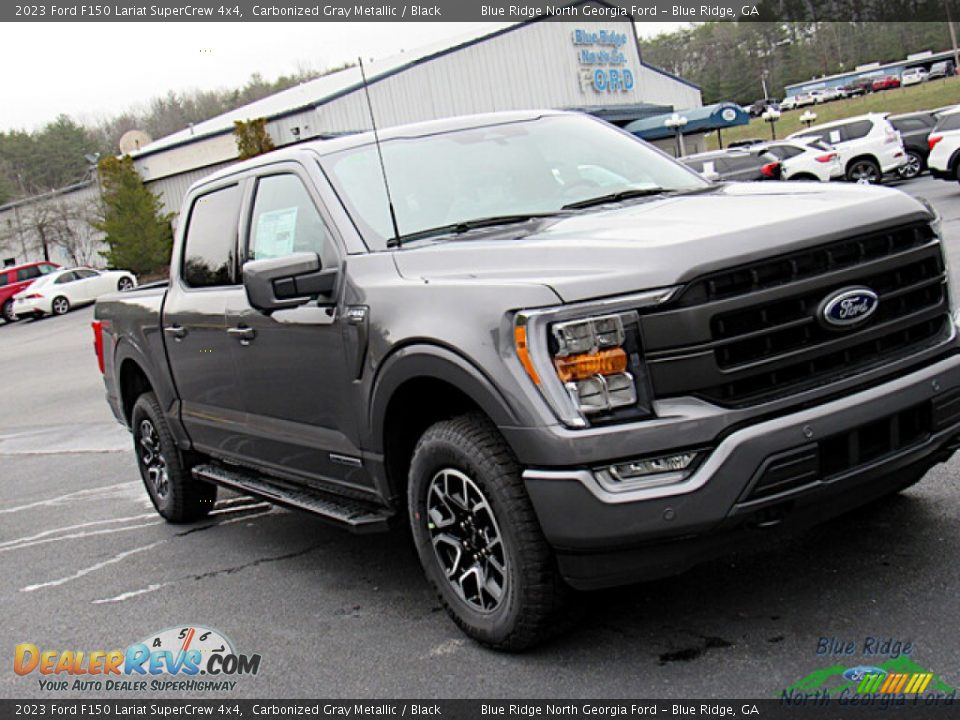 2023 Ford F150 Lariat SuperCrew 4x4 Carbonized Gray Metallic / Black Photo #27