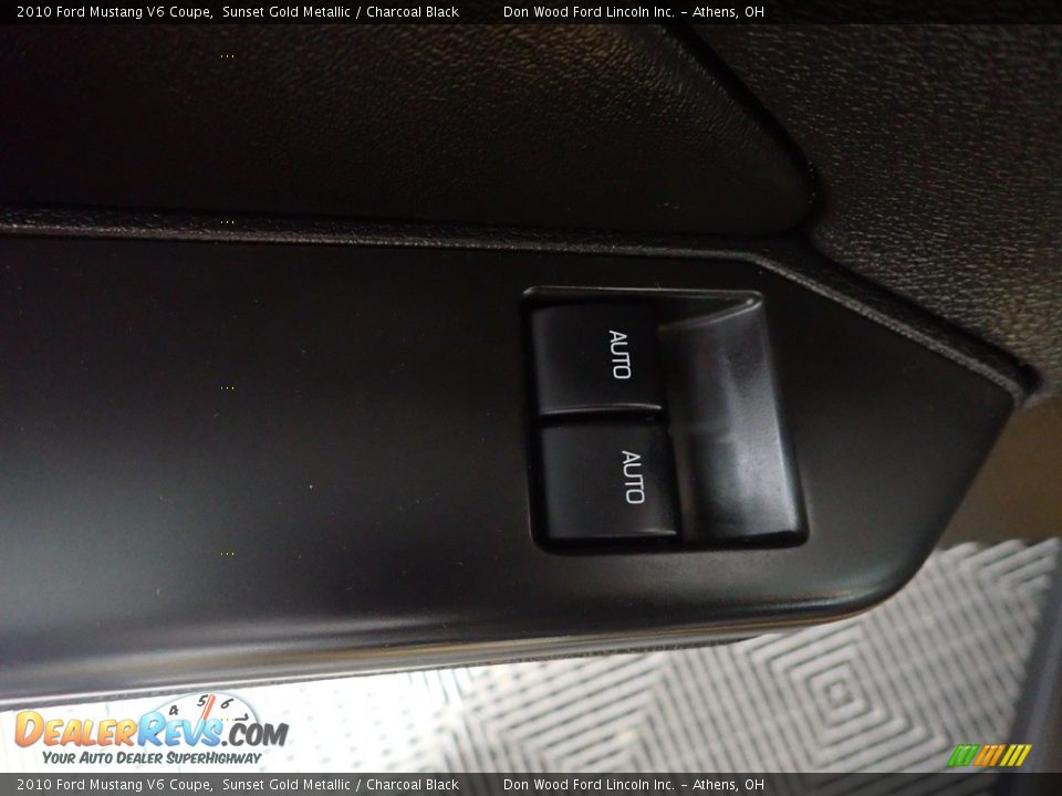 2010 Ford Mustang V6 Coupe Sunset Gold Metallic / Charcoal Black Photo #17