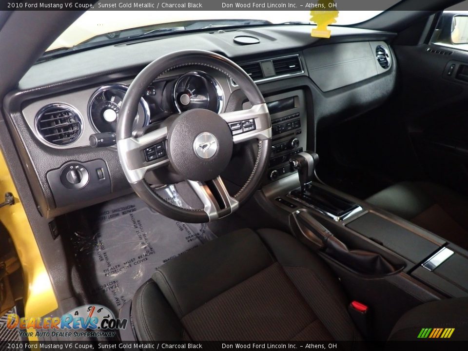 2010 Ford Mustang V6 Coupe Sunset Gold Metallic / Charcoal Black Photo #20