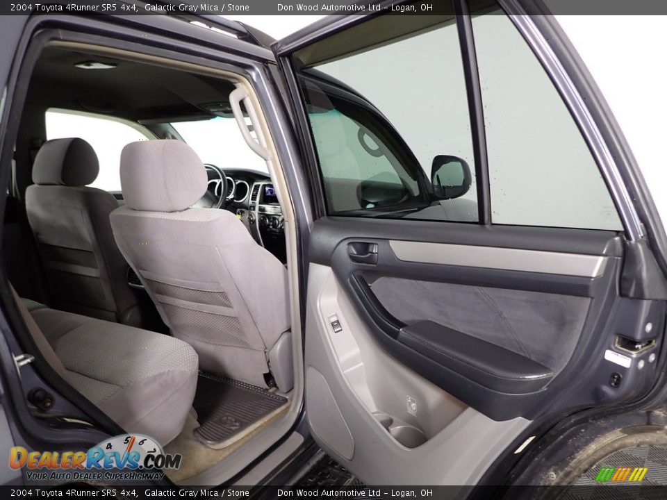2004 Toyota 4Runner SR5 4x4 Galactic Gray Mica / Stone Photo #22