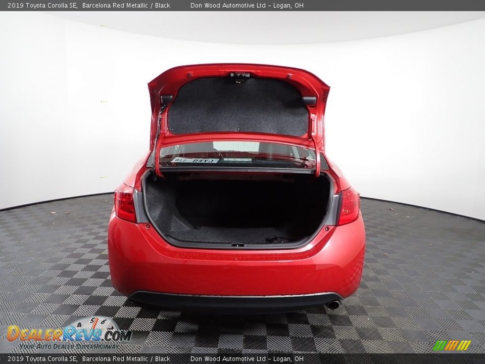 2019 Toyota Corolla SE Barcelona Red Metallic / Black Photo #8