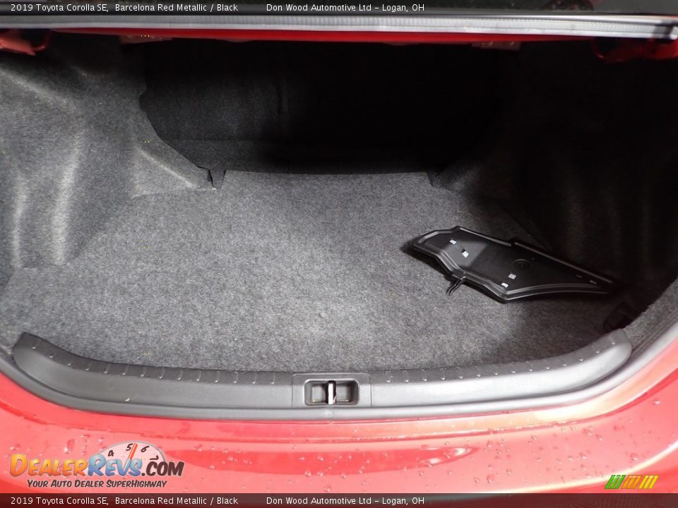 2019 Toyota Corolla SE Barcelona Red Metallic / Black Photo #9