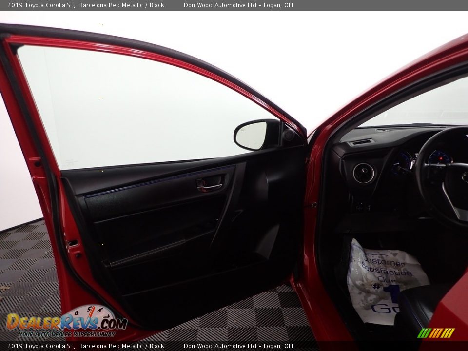 2019 Toyota Corolla SE Barcelona Red Metallic / Black Photo #11
