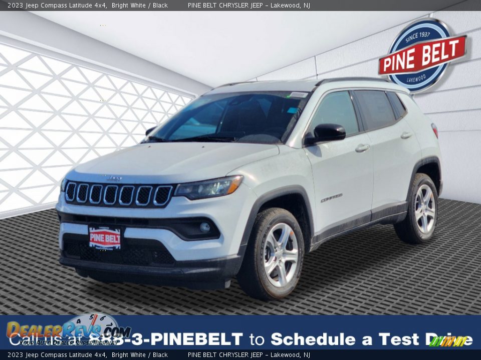 2023 Jeep Compass Latitude 4x4 Bright White / Black Photo #1