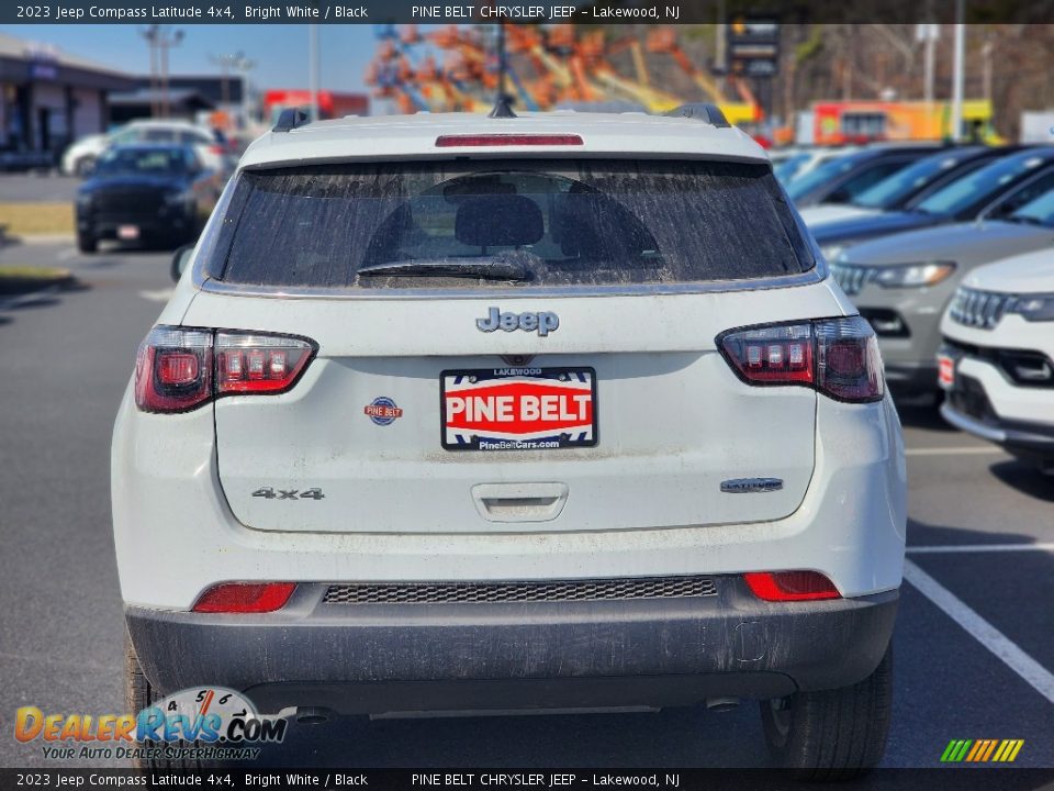 2023 Jeep Compass Latitude 4x4 Bright White / Black Photo #6