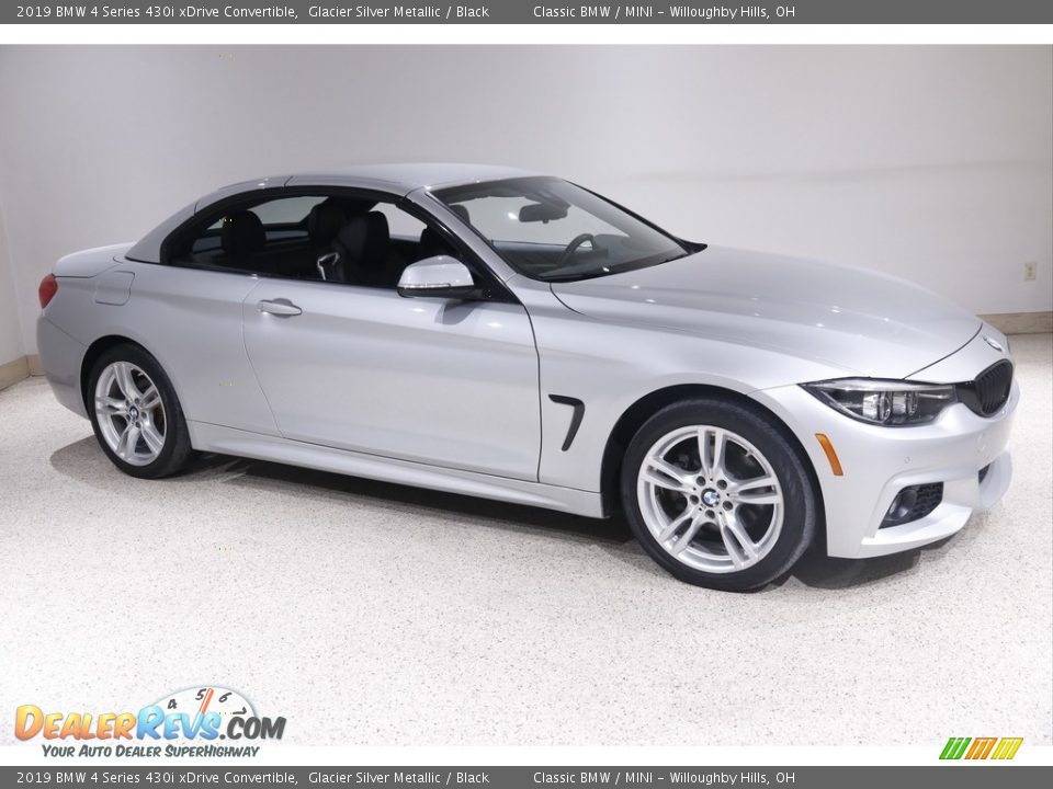 2019 BMW 4 Series 430i xDrive Convertible Glacier Silver Metallic / Black Photo #2