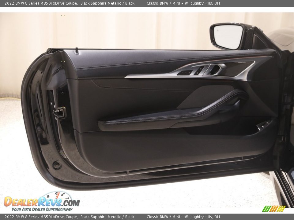 Door Panel of 2022 BMW 8 Series M850i xDrive Coupe Photo #4