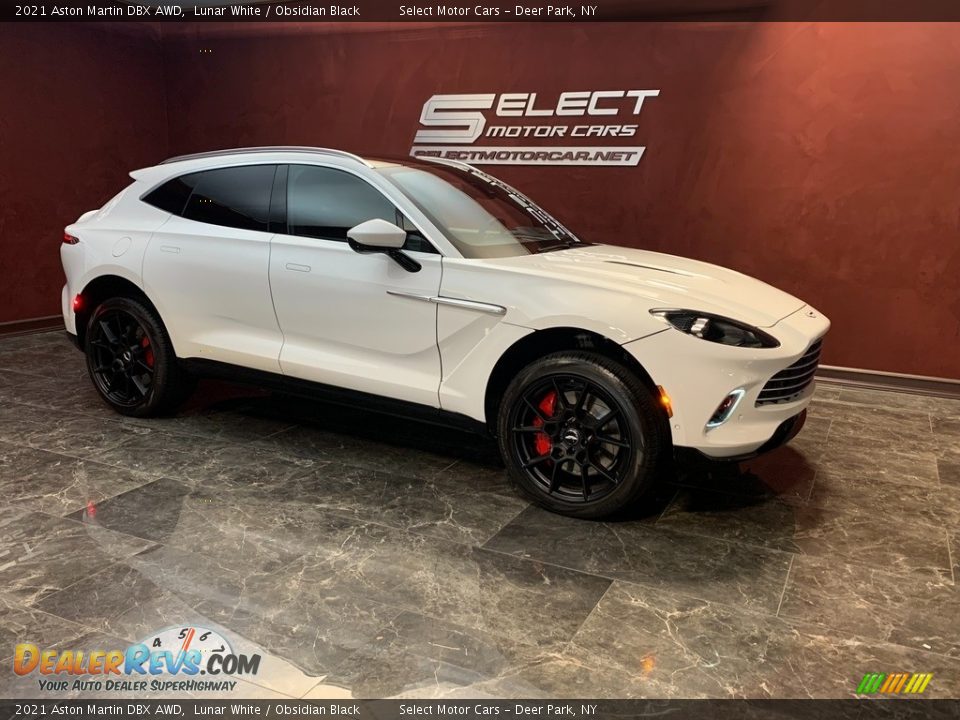 Front 3/4 View of 2021 Aston Martin DBX AWD Photo #3