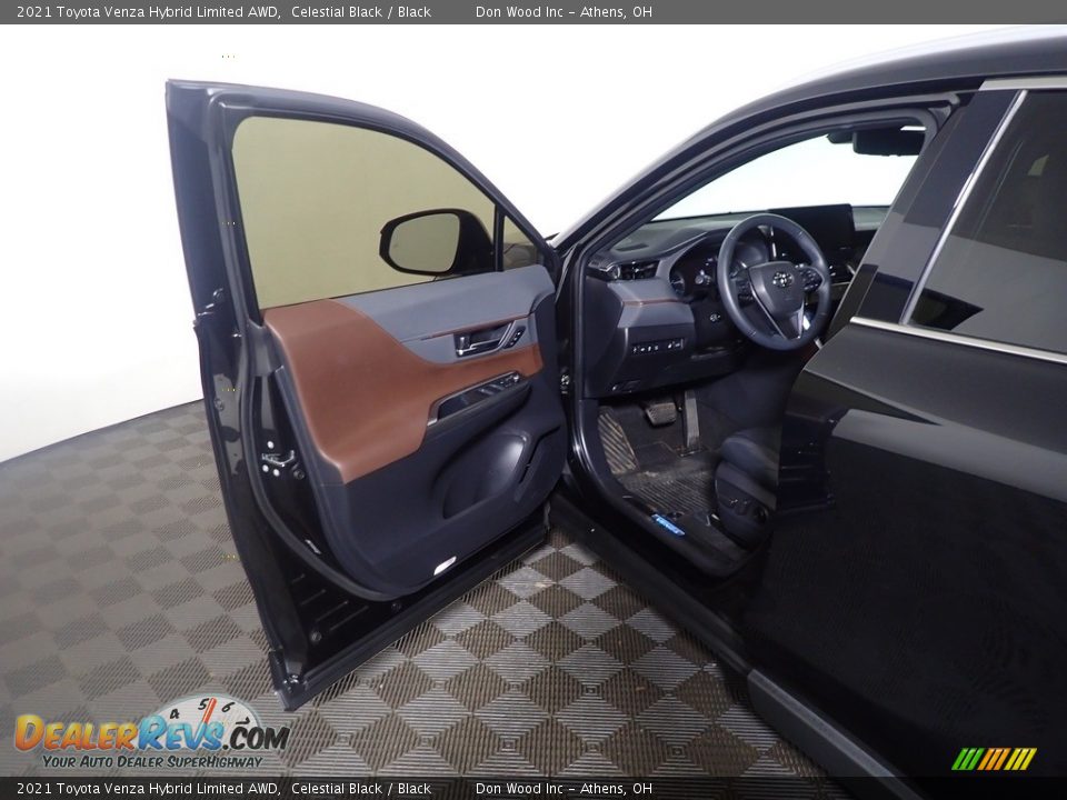 2021 Toyota Venza Hybrid Limited AWD Celestial Black / Black Photo #18