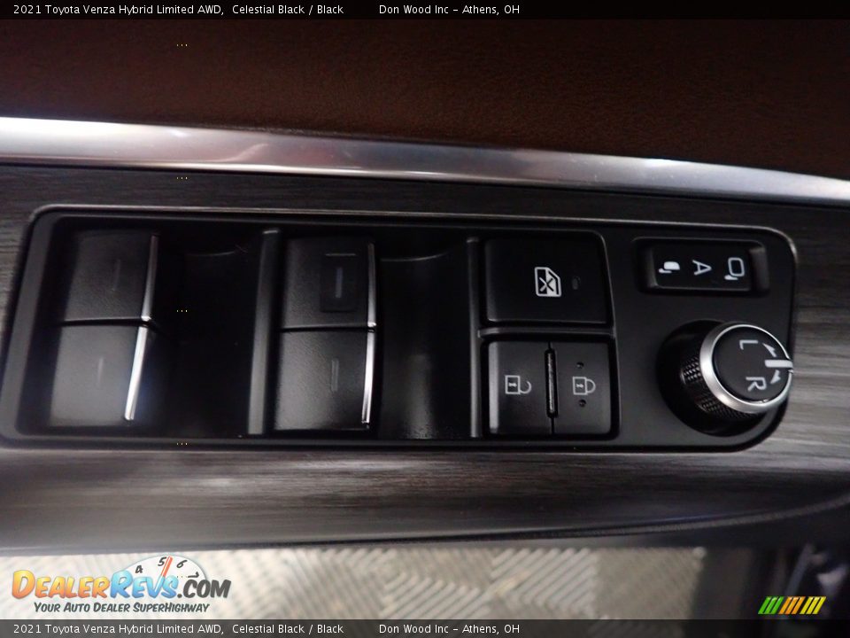 Controls of 2021 Toyota Venza Hybrid Limited AWD Photo #19