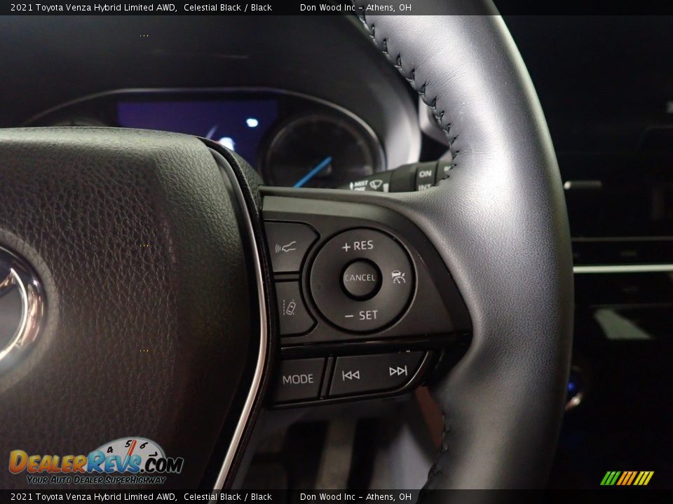 Controls of 2021 Toyota Venza Hybrid Limited AWD Photo #28