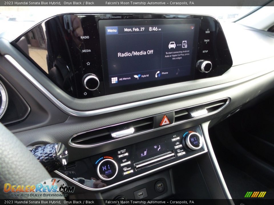 Controls of 2023 Hyundai Sonata Blue Hybrid Photo #16