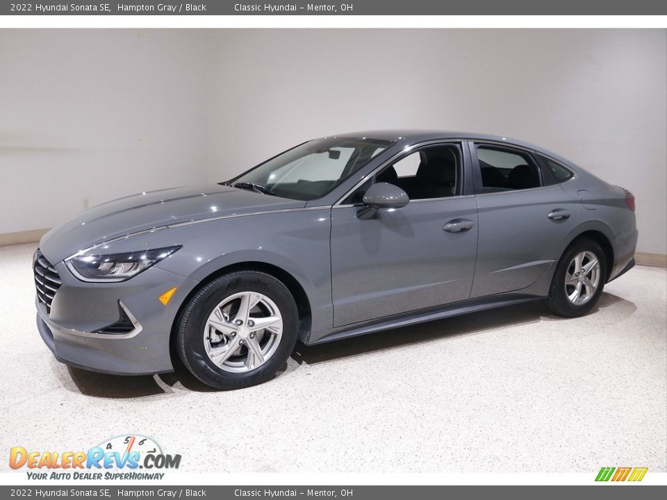 2022 Hyundai Sonata SE Hampton Gray / Black Photo #3