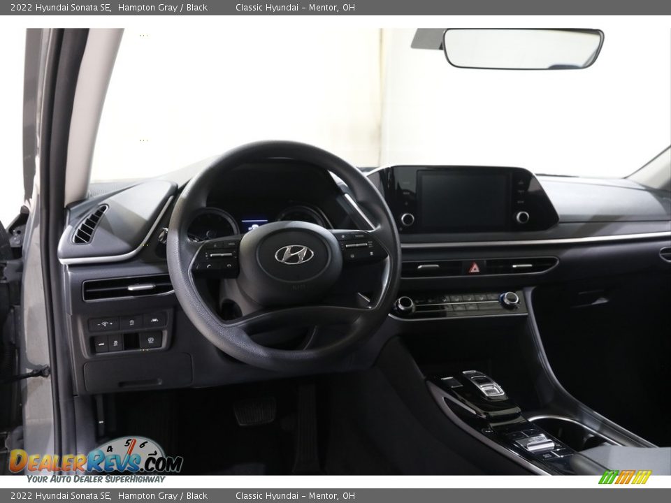 2022 Hyundai Sonata SE Hampton Gray / Black Photo #6