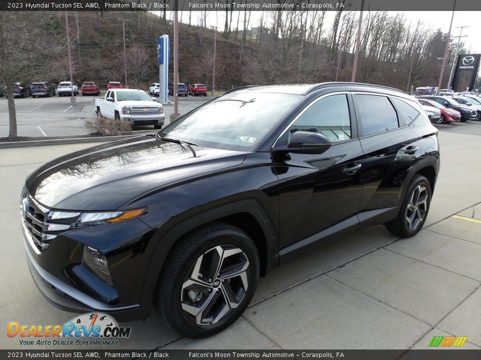 Front 3/4 View of 2023 Hyundai Tucson SEL AWD Photo #7