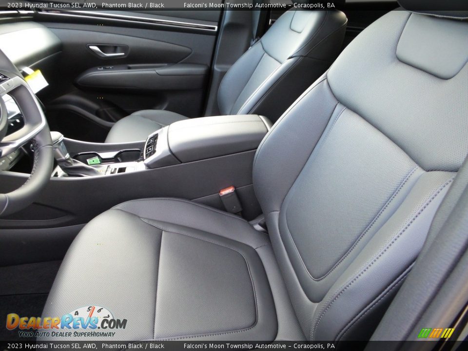 Front Seat of 2023 Hyundai Tucson SEL AWD Photo #11