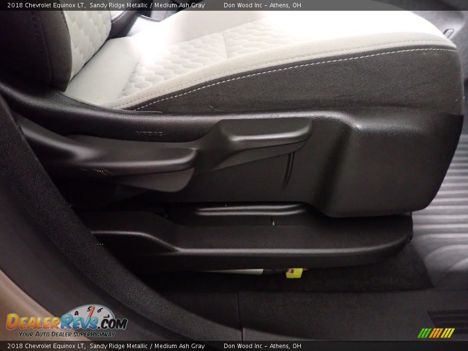2018 Chevrolet Equinox LT Sandy Ridge Metallic / Medium Ash Gray Photo #36