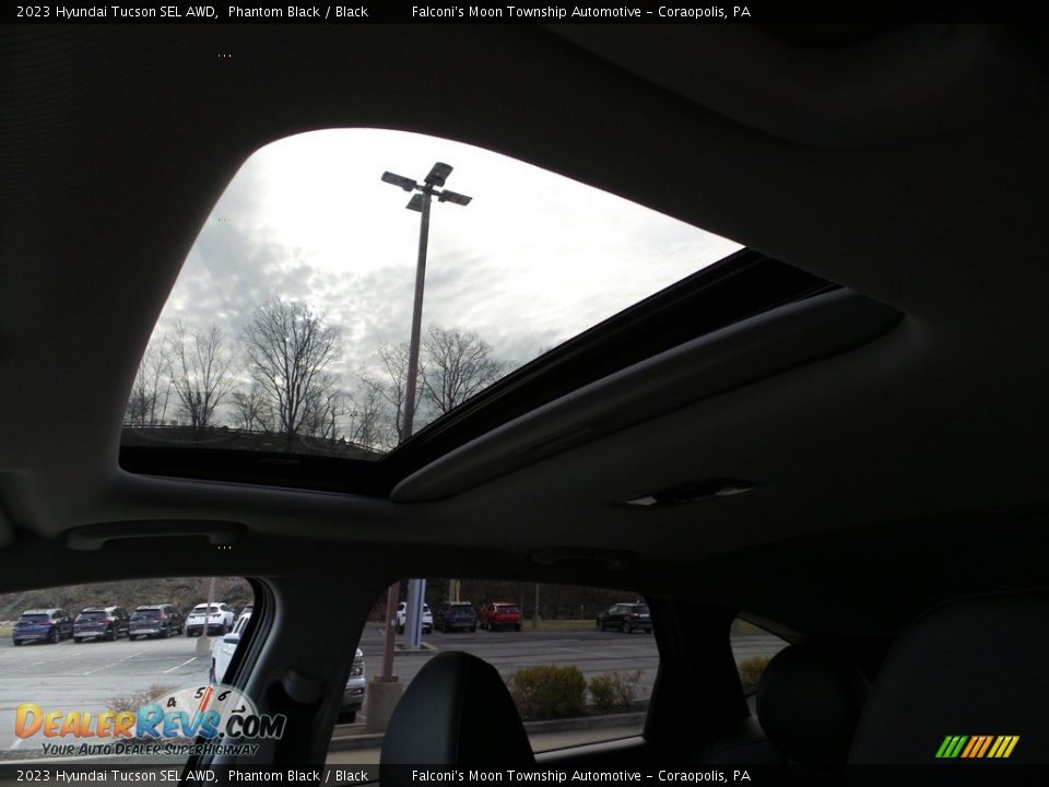 Sunroof of 2023 Hyundai Tucson SEL AWD Photo #15