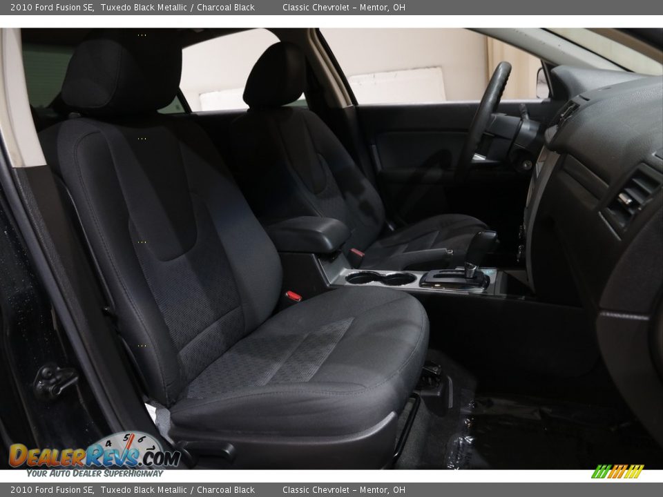 2010 Ford Fusion SE Tuxedo Black Metallic / Charcoal Black Photo #14