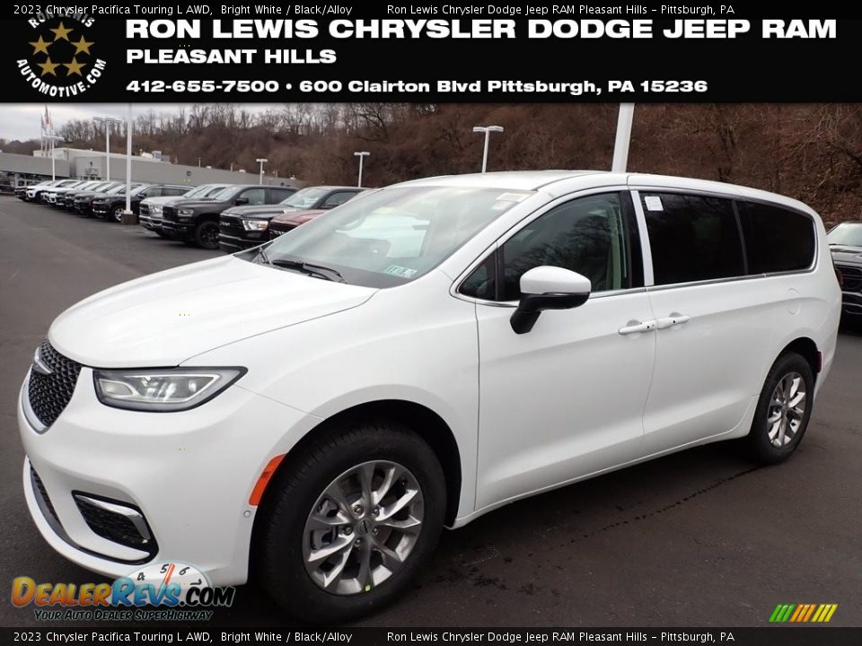 2023 Chrysler Pacifica Touring L AWD Bright White / Black/Alloy Photo #1