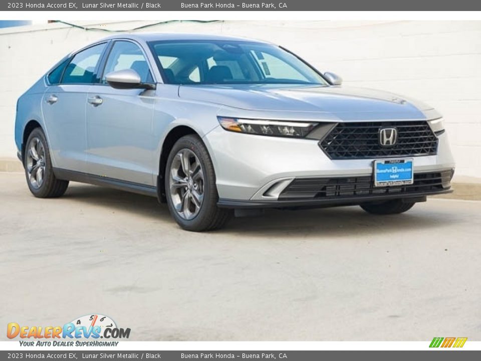 Front 3/4 View of 2023 Honda Accord EX Photo #1