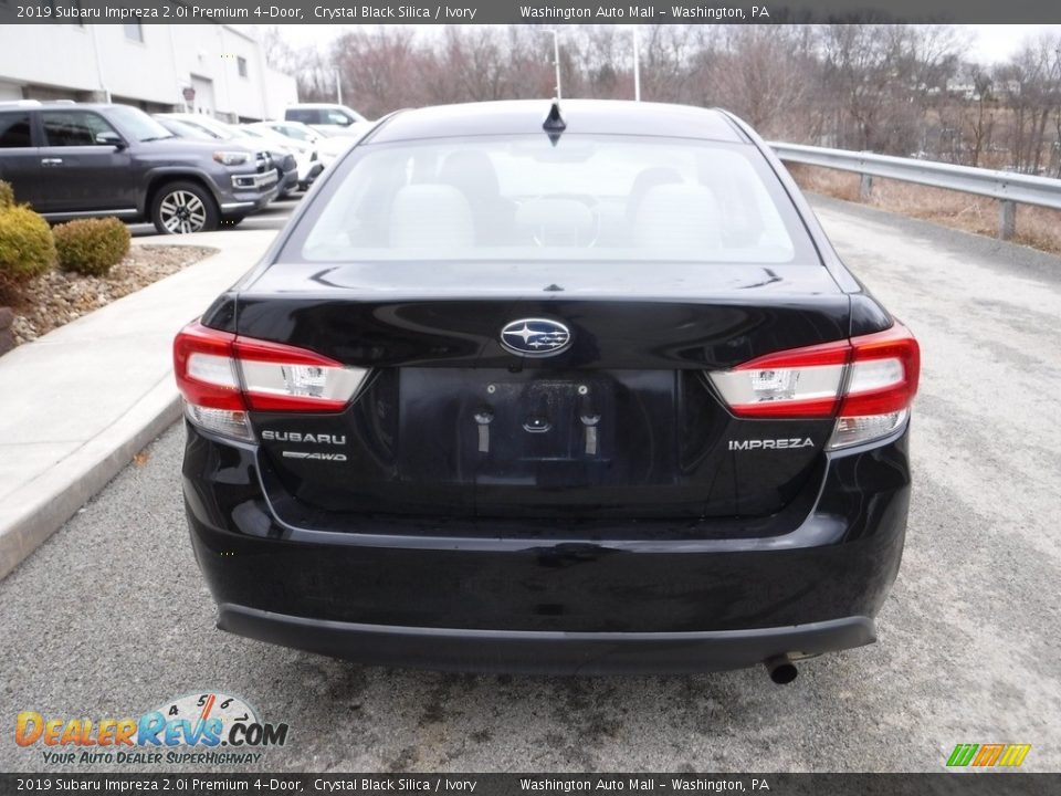 2019 Subaru Impreza 2.0i Premium 4-Door Crystal Black Silica / Ivory Photo #14