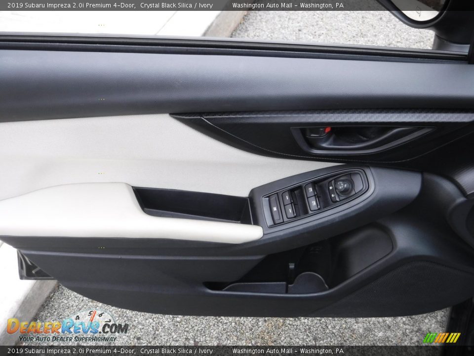 2019 Subaru Impreza 2.0i Premium 4-Door Crystal Black Silica / Ivory Photo #18