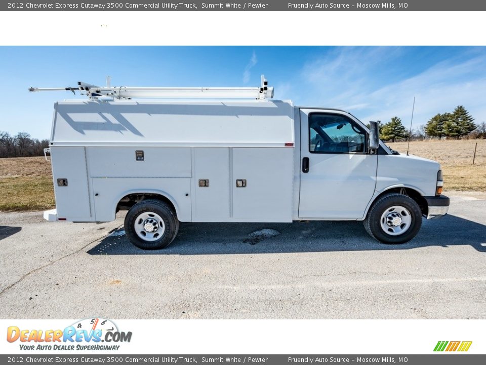 2012 Chevrolet Express Cutaway 3500 Commercial Utility Truck Summit White / Pewter Photo #2