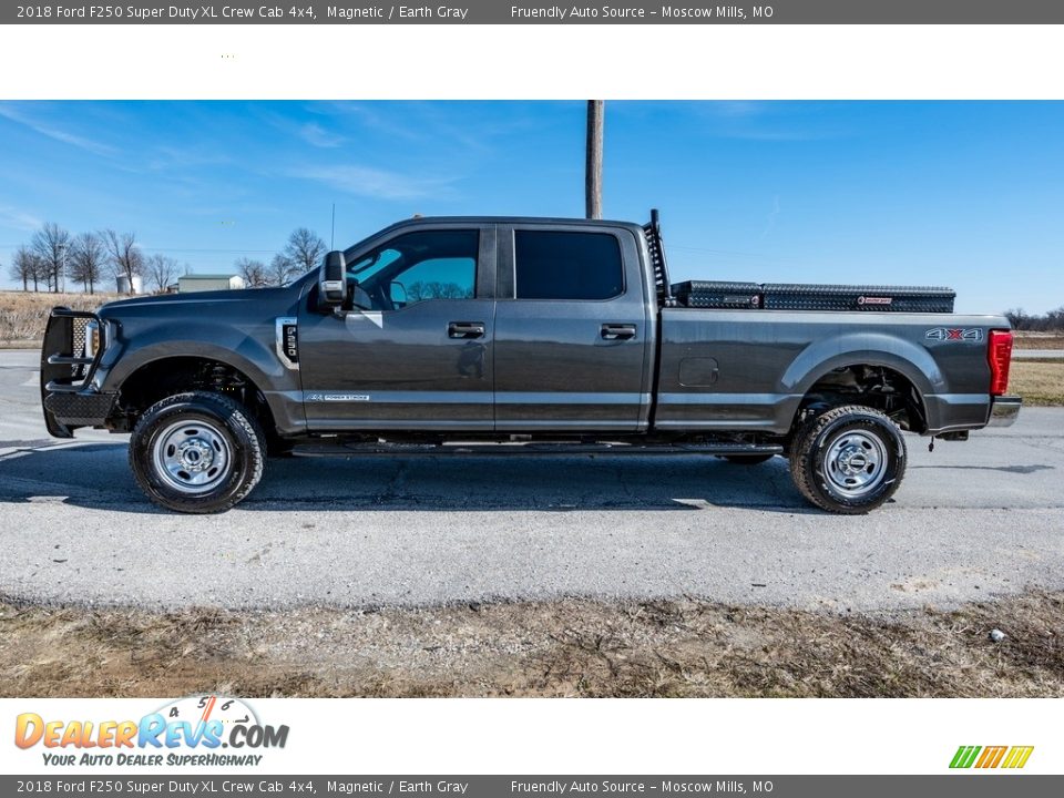 2018 Ford F250 Super Duty XL Crew Cab 4x4 Magnetic / Earth Gray Photo #7