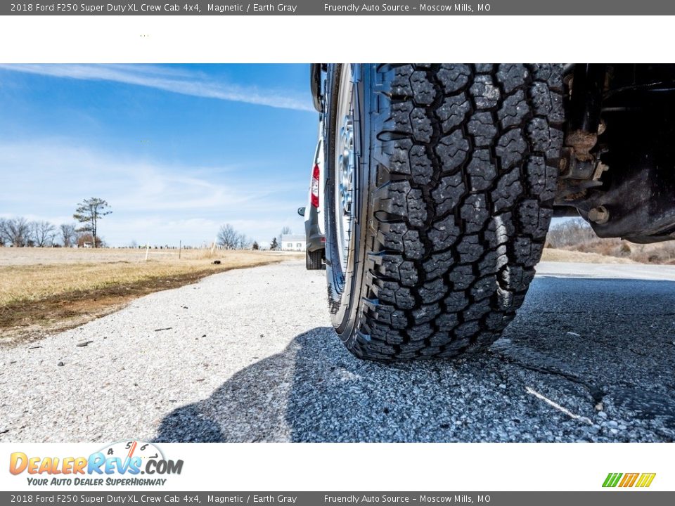 2018 Ford F250 Super Duty XL Crew Cab 4x4 Magnetic / Earth Gray Photo #24