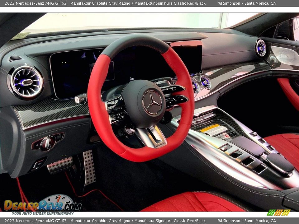 Manufaktur Signature Classic Red/Black Interior - 2023 Mercedes-Benz AMG GT 63 Photo #4