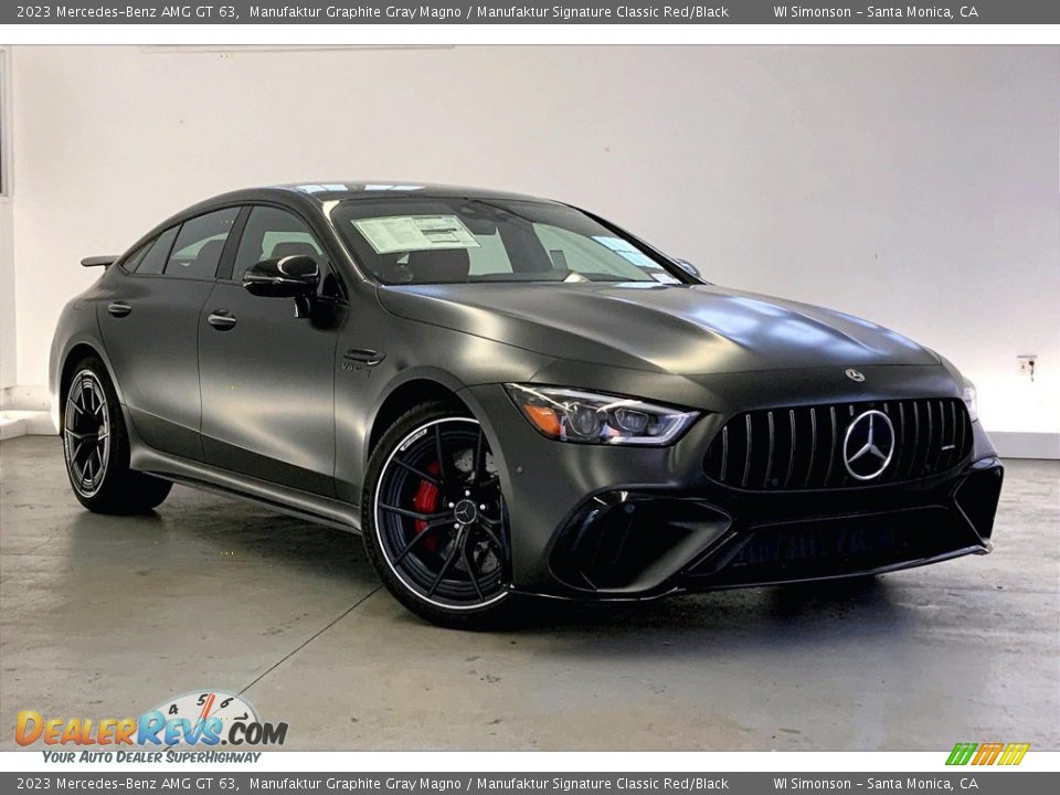 Front 3/4 View of 2023 Mercedes-Benz AMG GT 63 Photo #12