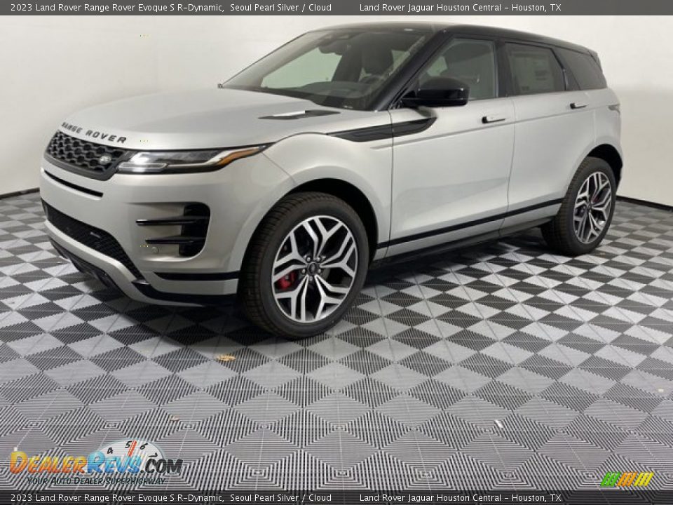 Front 3/4 View of 2023 Land Rover Range Rover Evoque S R-Dynamic Photo #1