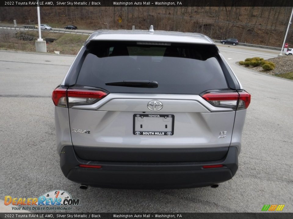 2022 Toyota RAV4 LE AWD Silver Sky Metallic / Black Photo #15