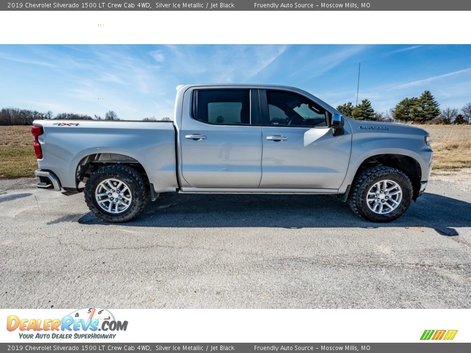 2019 Chevrolet Silverado 1500 LT Crew Cab 4WD Silver Ice Metallic / Jet Black Photo #2