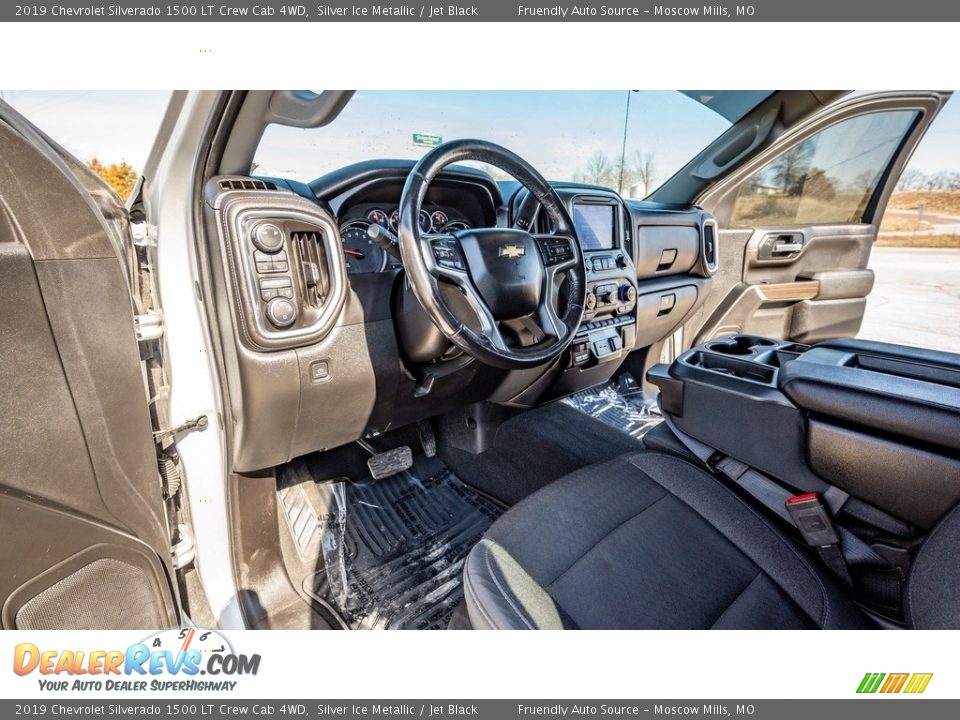 2019 Chevrolet Silverado 1500 LT Crew Cab 4WD Silver Ice Metallic / Jet Black Photo #14