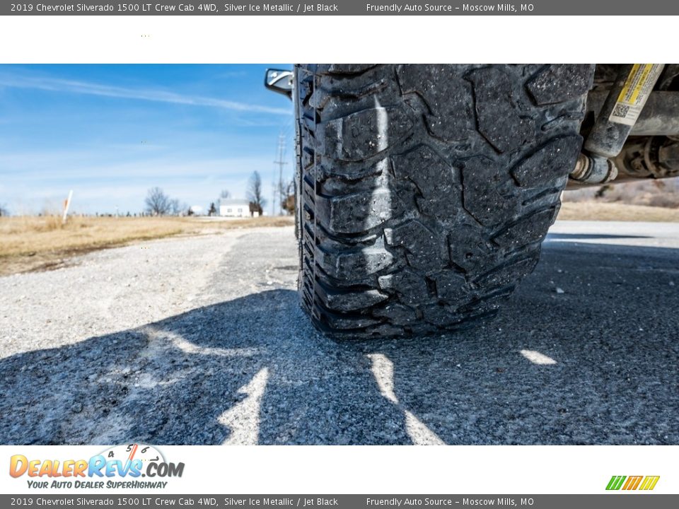 2019 Chevrolet Silverado 1500 LT Crew Cab 4WD Silver Ice Metallic / Jet Black Photo #24