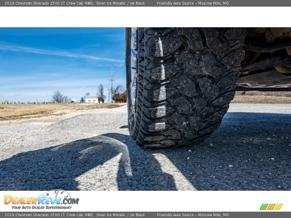 2019 Chevrolet Silverado 1500 LT Crew Cab 4WD Silver Ice Metallic / Jet Black Photo #25