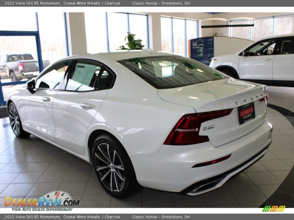 Crystal White Metallic 2022 Volvo S60 B5 Momentum Photo #9