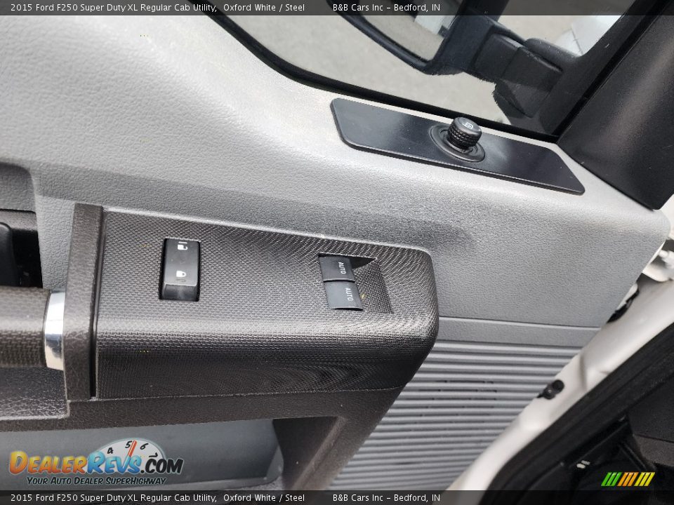 2015 Ford F250 Super Duty XL Regular Cab Utility Oxford White / Steel Photo #12