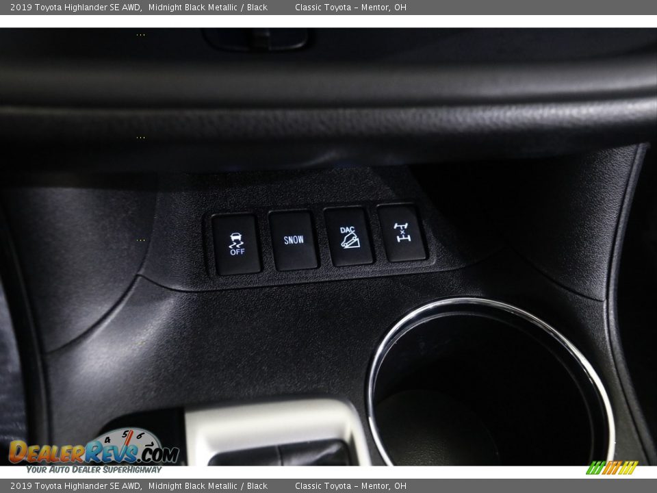 2019 Toyota Highlander SE AWD Midnight Black Metallic / Black Photo #16