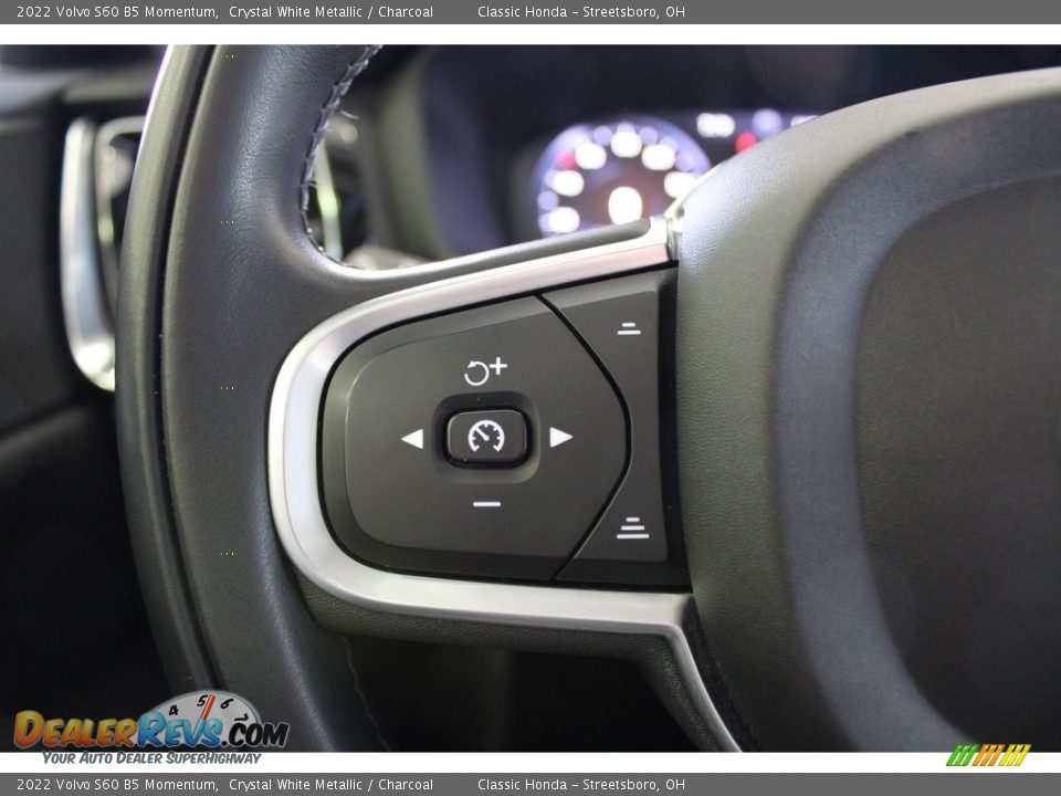 2022 Volvo S60 B5 Momentum Steering Wheel Photo #30