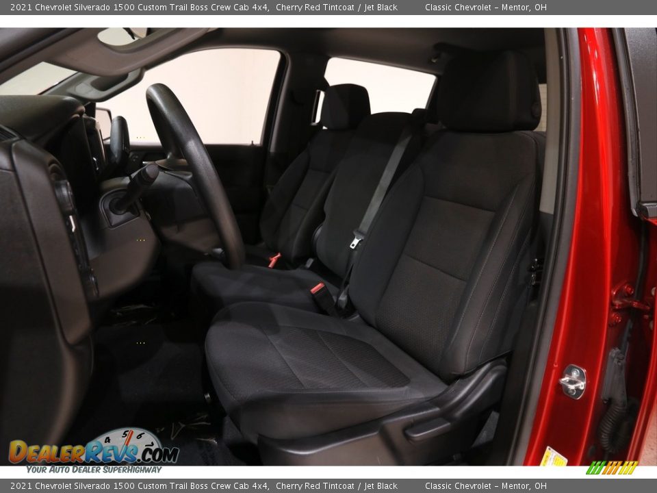 Front Seat of 2021 Chevrolet Silverado 1500 Custom Trail Boss Crew Cab 4x4 Photo #5