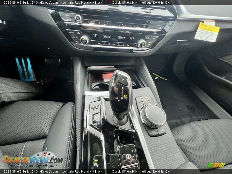 2023 BMW 5 Series 540i xDrive Sedan Shifter Photo #9