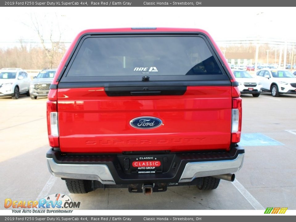 2019 Ford F250 Super Duty XL SuperCab 4x4 Race Red / Earth Gray Photo #10