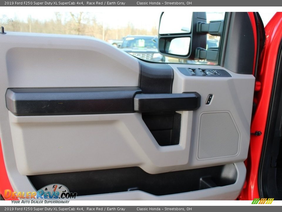 2019 Ford F250 Super Duty XL SuperCab 4x4 Race Red / Earth Gray Photo #15