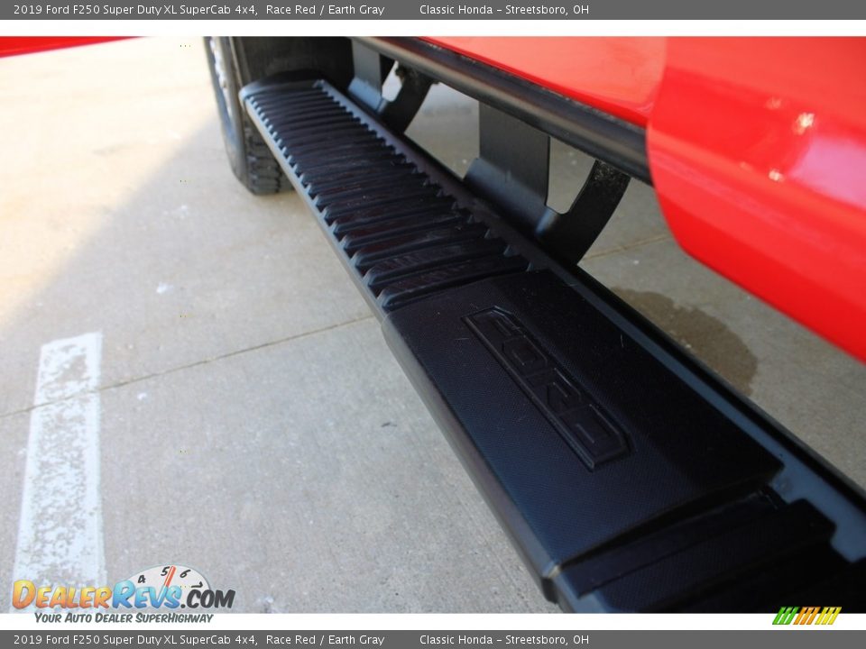 2019 Ford F250 Super Duty XL SuperCab 4x4 Race Red / Earth Gray Photo #18