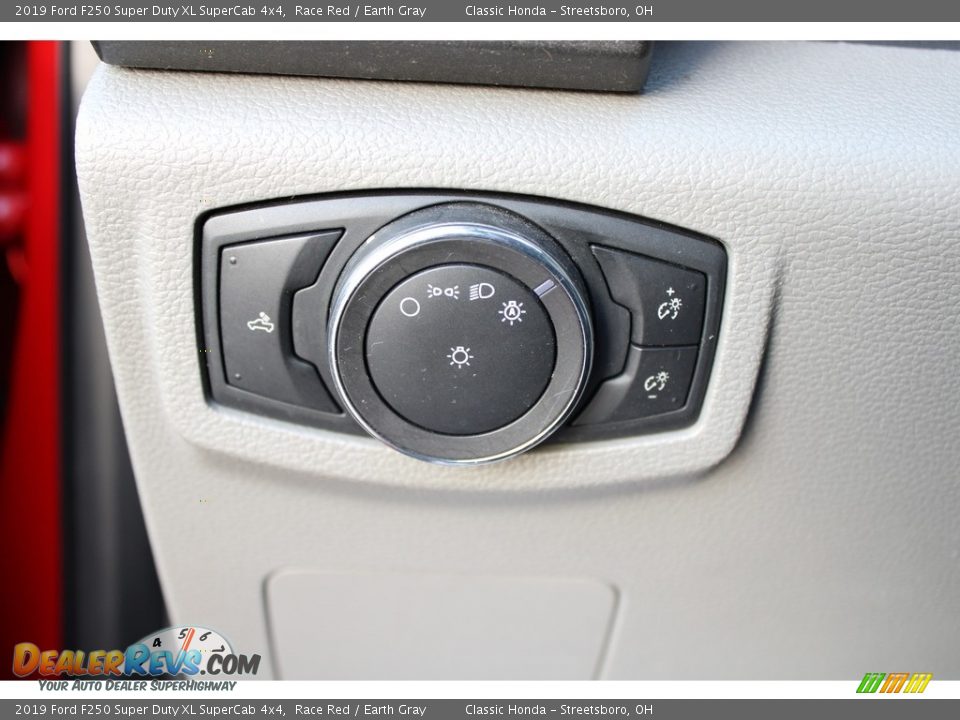 2019 Ford F250 Super Duty XL SuperCab 4x4 Race Red / Earth Gray Photo #21