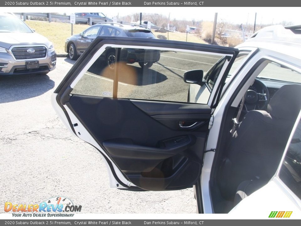 2020 Subaru Outback 2.5i Premium Crystal White Pearl / Slate Black Photo #11